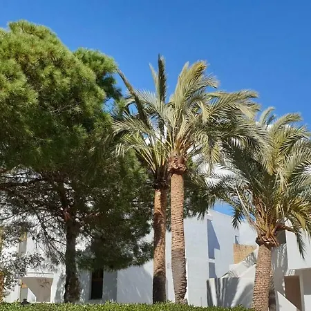 Apartment Marina Calador Harbourview: Seaside Oasis With Pool And Garden