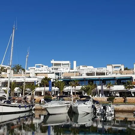 Marina Calador Harbourview: Seaside Oasis With Pool And Garden Cala d'Or (Mallorca)