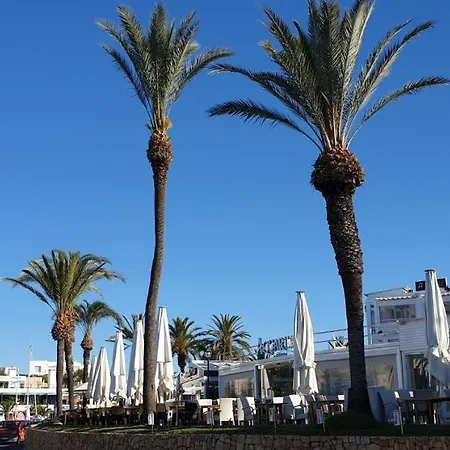 Apartment Marina Calador Harbourview: Seaside Oasis With Pool And Garden *